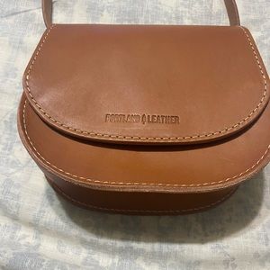 Portland leather small Crossbody tan